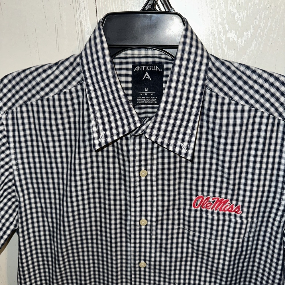 Antigua Ole Miss Rebels Mens Button Down Shirt Medium Blue Check Plaid